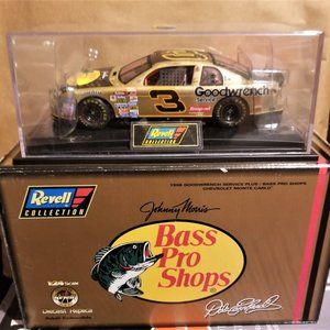 Dale Earnhardt Bass Pro Shops 1998 Monte Carlo
